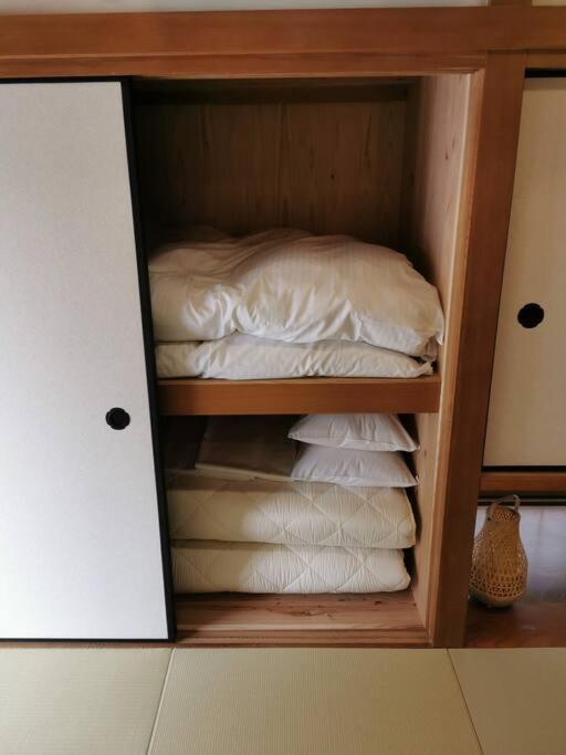 ゆったりとした時間を過ごせる一棟貸切の別荘　たけしま Наруто Экстерьер фото
